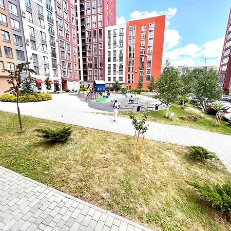 Osapart Beautiful Apartment In A Complex Semycvit Lviv Luaran gambar