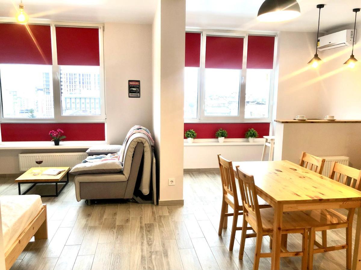 Osapart Beautiful Apartment In A Complex Semycvit Lviv Luaran gambar