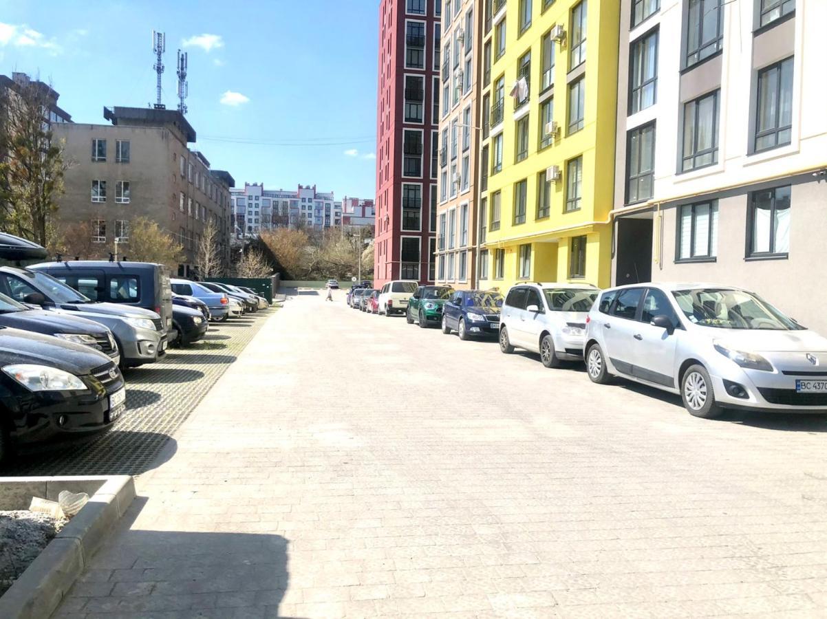 Osapart Beautiful Apartment In A Complex Semycvit Lviv Luaran gambar