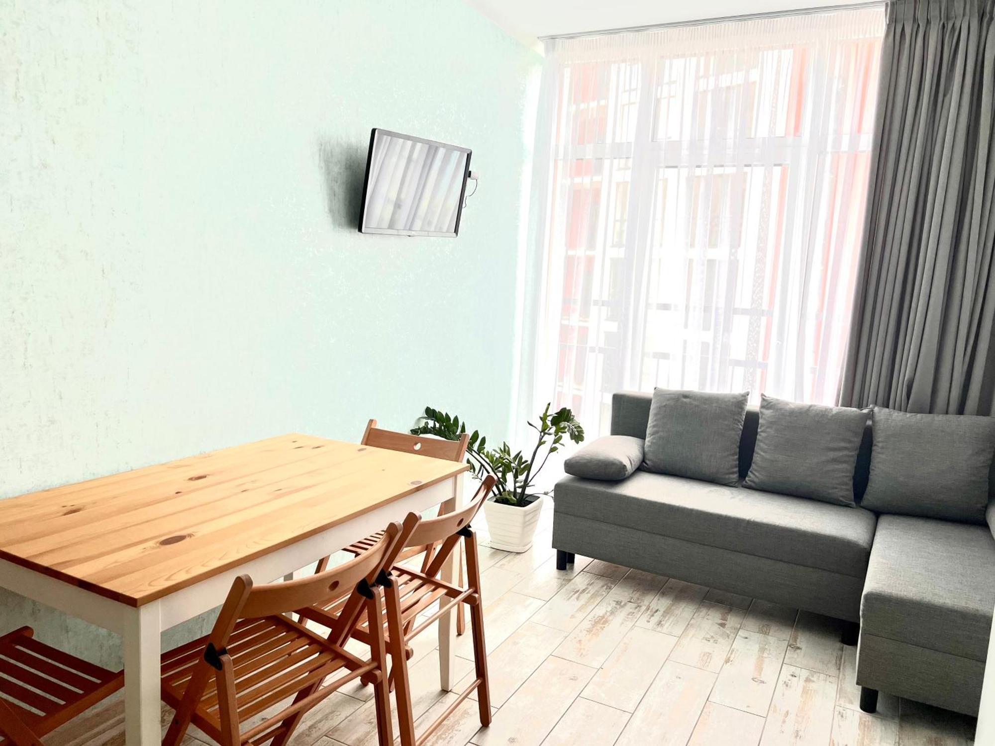 Osapart Beautiful Apartment In A Complex Semycvit Lviv Luaran gambar